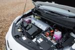 Toyota Prius + 2015 года (UK)